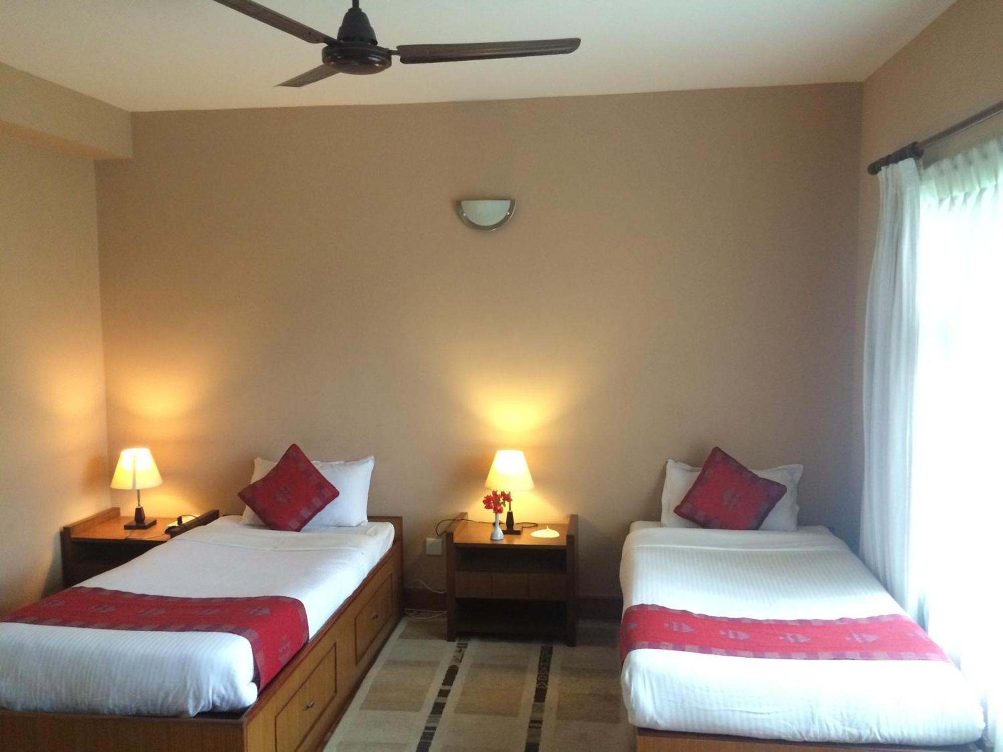Standard Double or Twin Room,129760929:JPEG